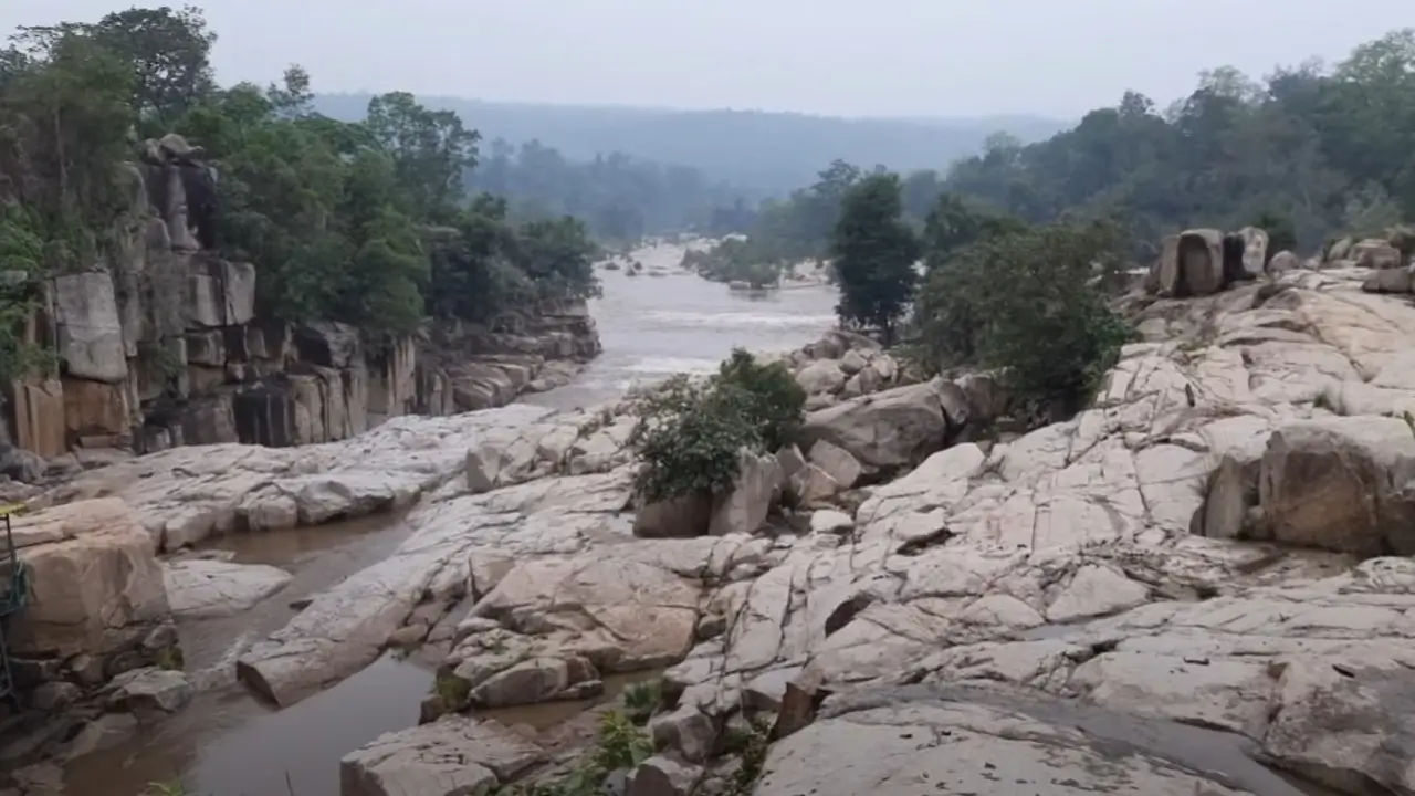 Devpahari Waterfall