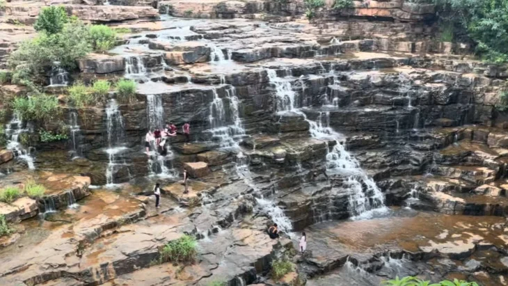 Mandwa Waterfall Photo