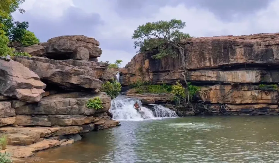 Kutan Nala Waterfall Photos